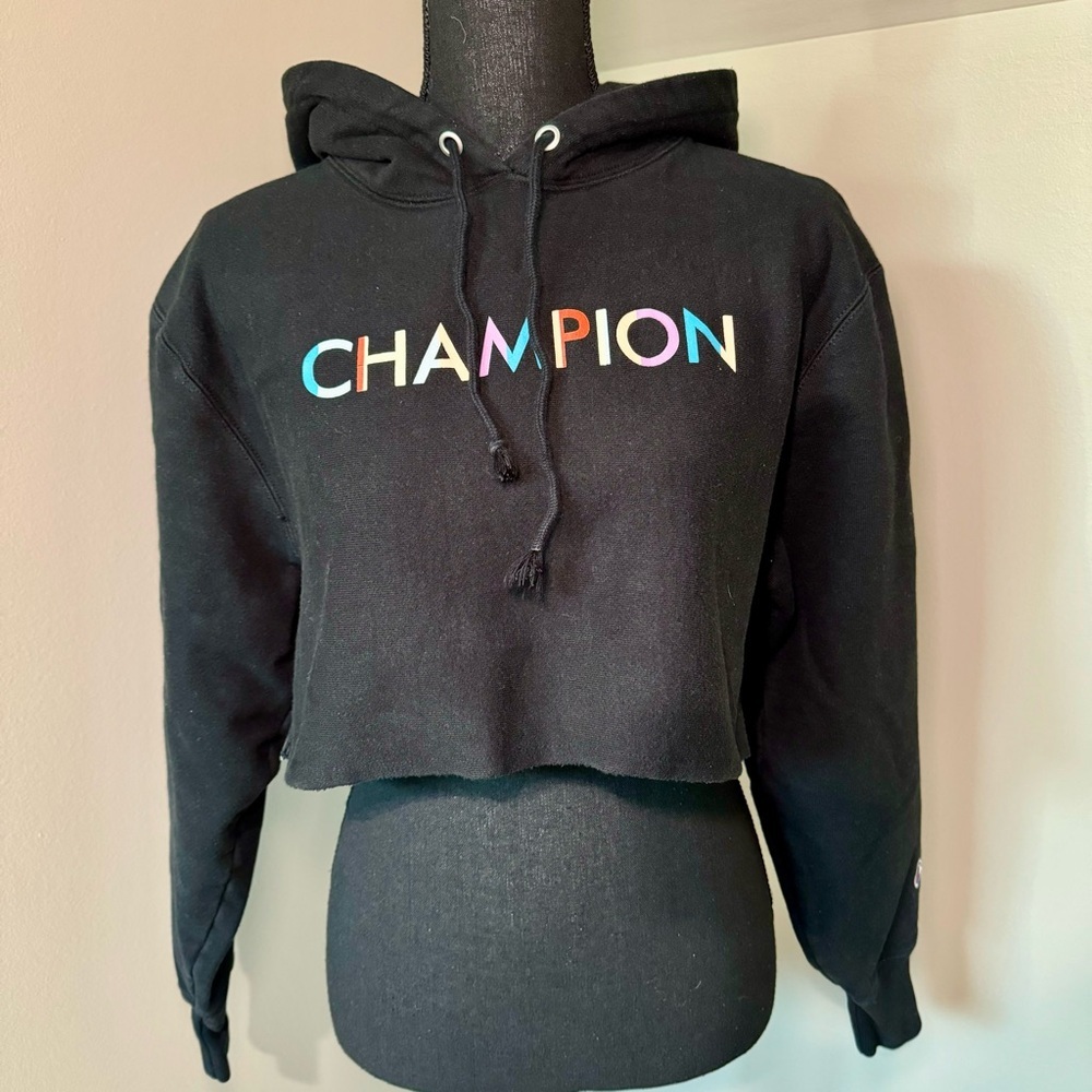 Champion Reverse Weave Candid Black Crop Hoodie Multicolor Logo Size XS B2